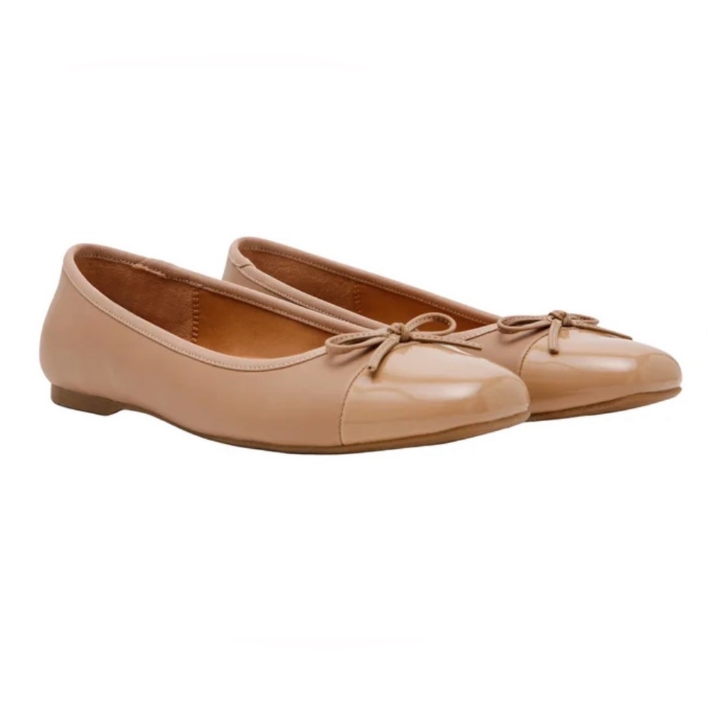 EDV Dolce Vita Tan Ballet Flats